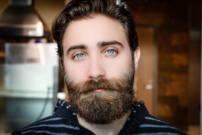 Comment prendre soin de sa barbe - Corps et Santé