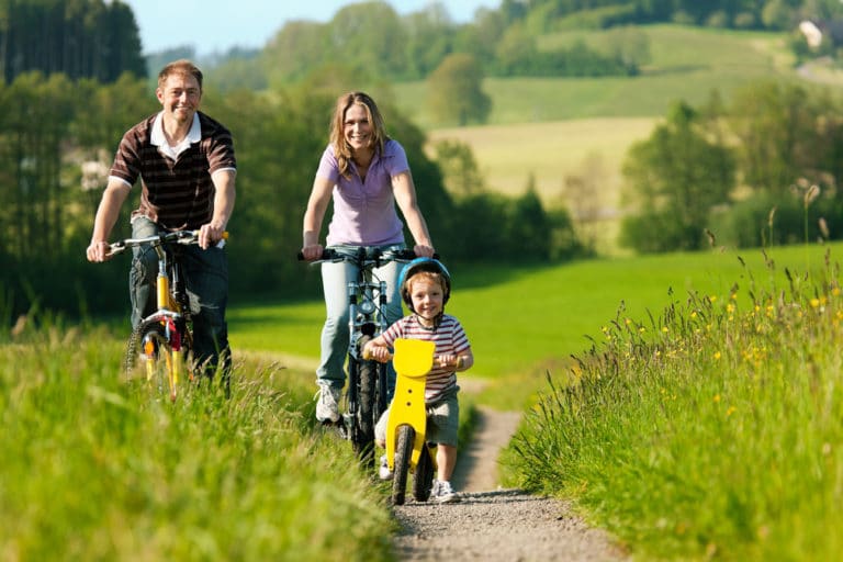 Faire du sport en famille - Corps et Santé