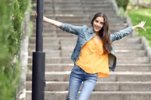 3 conseils issus du Pilates et du yoga pour une bonne posture