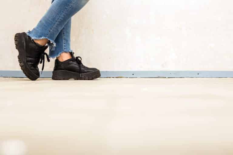 Santé des pieds : arrêtez de porter des baskets tous les jours !