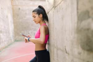 5 mouvements de la méthode Pilates à faire contre un mur