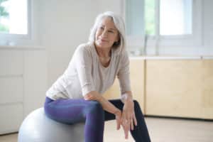 Gros ballon de Pilates : comment choisir votre Swiss Ball ?