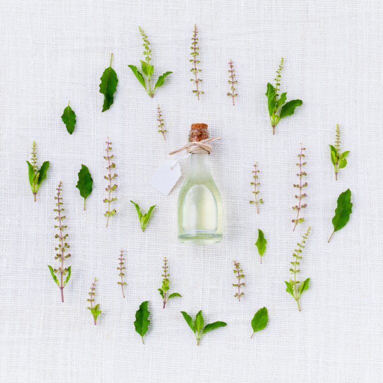 Huile essentielle de cyprès : quelle utilisation ?
